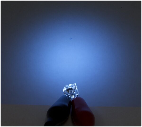 Phidgets 5mm LED Lampen Vier-Chip-Super-Flussmittel wei&szlig; (Beutel mit 5 St&uuml;ck)